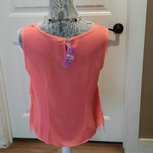 Top - Picture 2 of 3