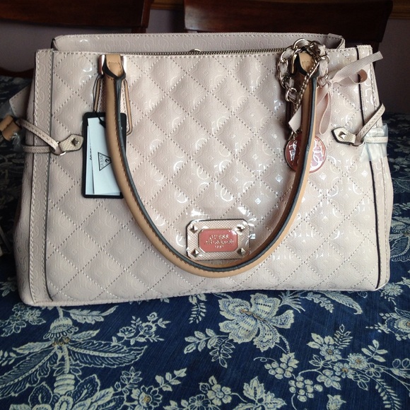 New Guess Purse