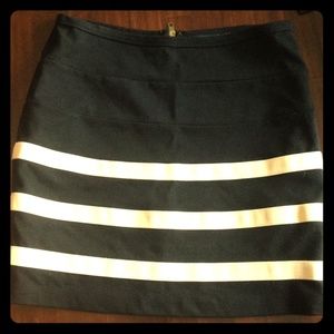 NWOT F21 STRETCH MINI w cream bandage