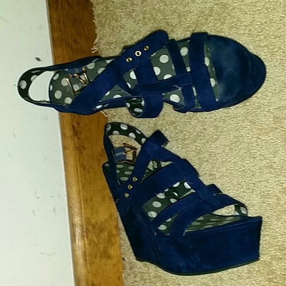 💙Royal Blue Wedges - Picture 1 of 2