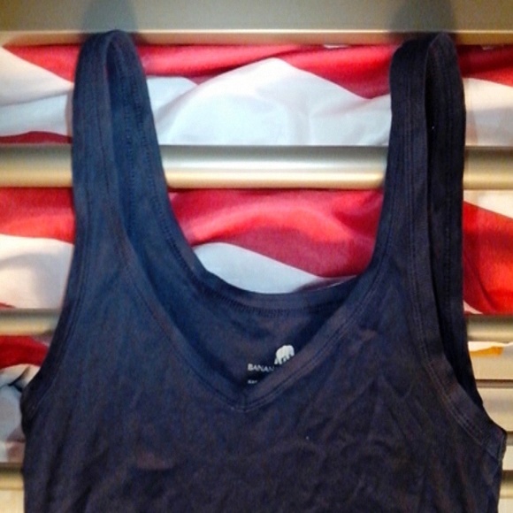 Banana Republic Tank Top - Picture 3 of 3