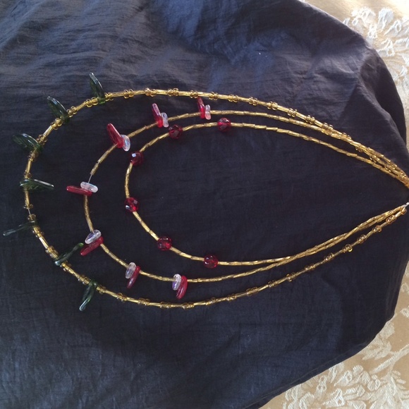24" Gold Tone Christmas Necklace
