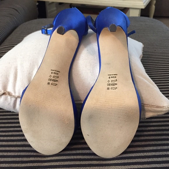 🆕 Cobalt Sandals  N - Picture 4 of 4