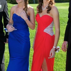 La Femme Strapless Red Prom Dress Size 2/4