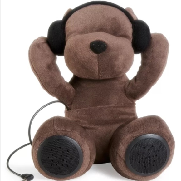 Aeropostale DJ Bears! Hook up to iPod/iPhone/MP3