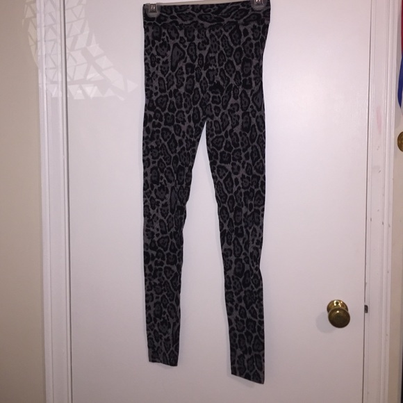 Cheetah print leggings