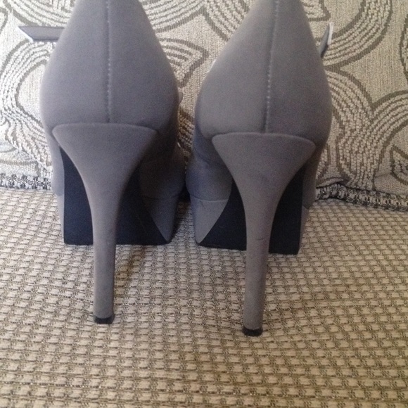 SOLD - Picture 2 of 4