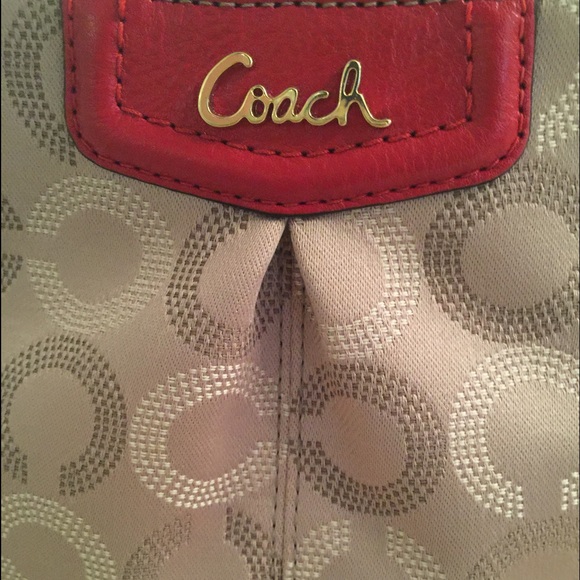 NWOT Coach crossbody. Very cute! Red/neutral