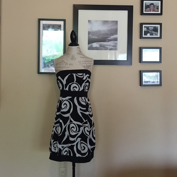🔴SOLD🔴 Cute tube dress for summer!