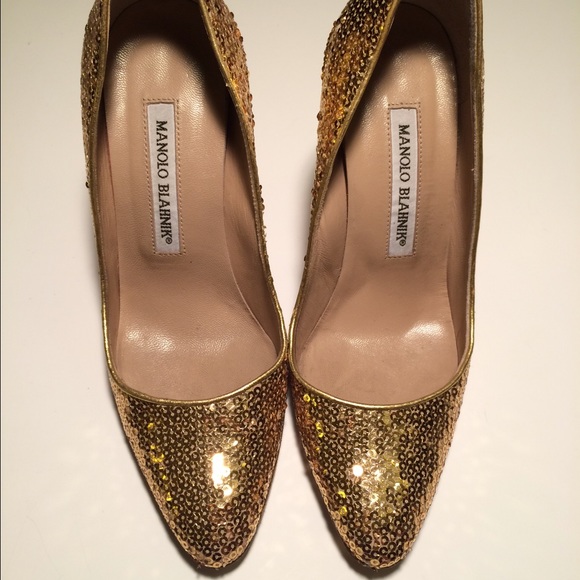 🎉Manolo Blahnik gold sequin pumps 35.5 - Picture 2 of 4