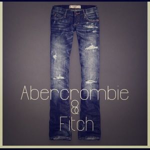 Abercrombie & Fitch Emma Distressed Jeans NWOT