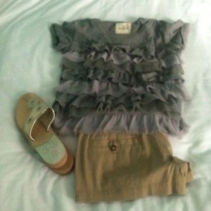 Hollister Gray Ruffle Shirt Size XS