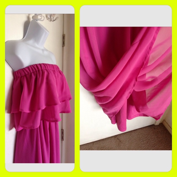 ??HP?? Maxi Dress - Picture 4 of 4