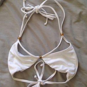 Never worn White beach bunny set!