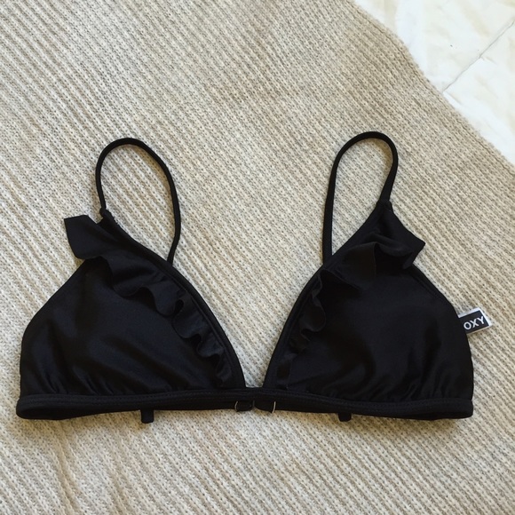 Adorable ruffle bikini top!