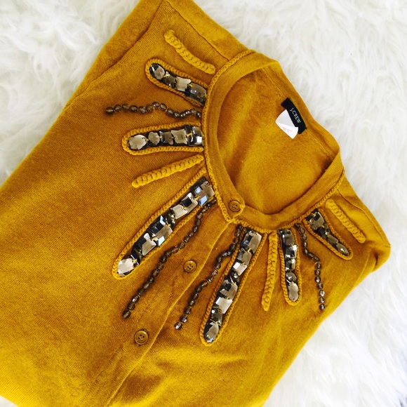 🔱SOLD 🔱J Crew Merino Wool Necklace Cardigan - Picture 3 of 4