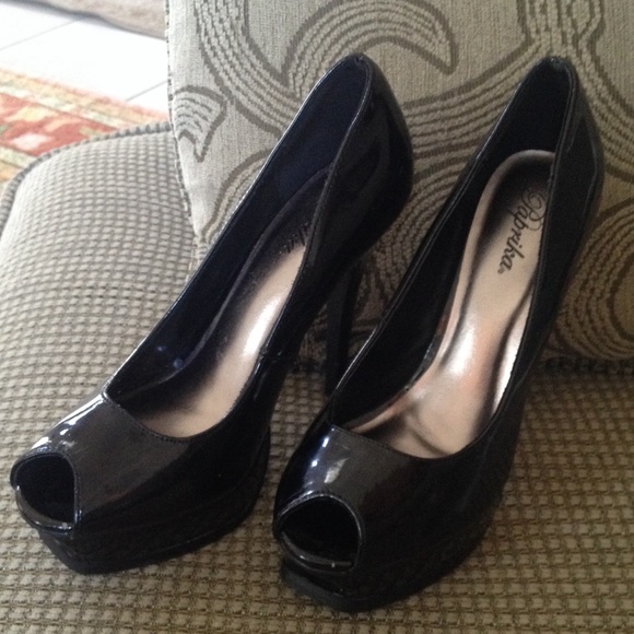 Black heels