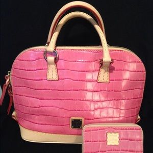 Authentic Dooney&Bourke Satchel Pink Bag and purse