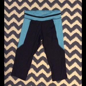 Champion running capris