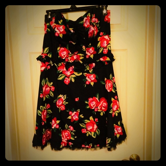 TORRID FLORAL CORSET FORMAL DRESS PINUP