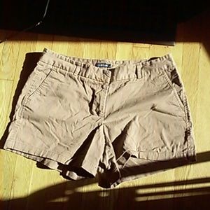 Land'N Sea brown shorts size 10