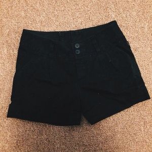 NWOT BLACK URBAN OUTFITTERS SHORTS