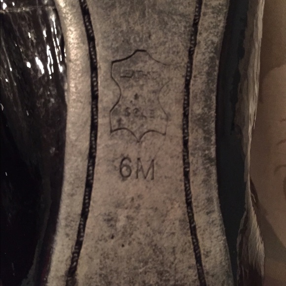 Tory Burch flats - Picture 2 of 5