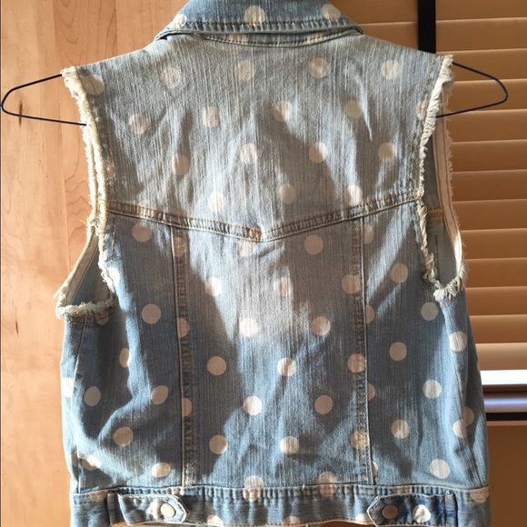 Jean Vest from Forever 21! - Picture 2 of 4