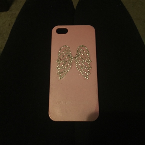 iPhone 5 vs case - Picture 1 of 1