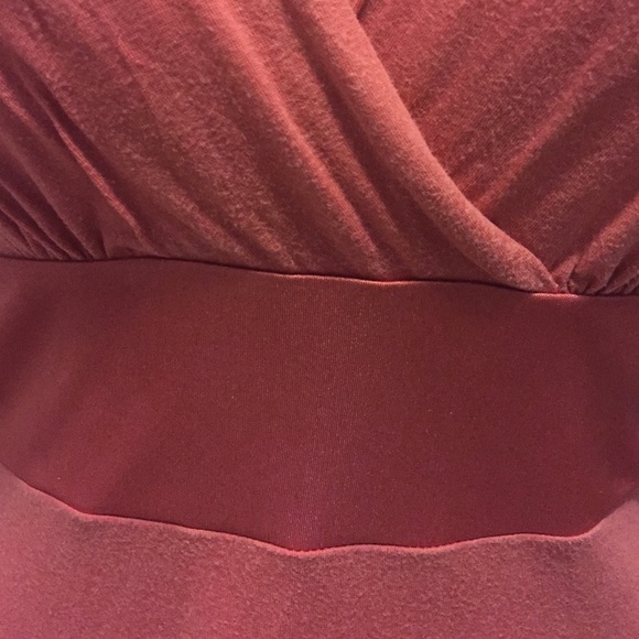 Express Sleeveless V-neck Top Small - Picture 2 of 4