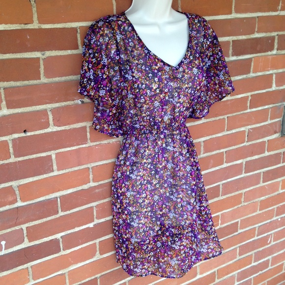 NWT Purple Floral Chiffon Tunic Size S - Picture 2 of 4