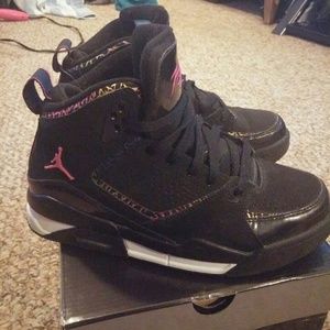 Girls Jordans SC-2