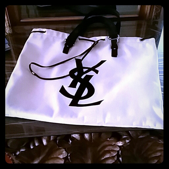 ADDITIONAL PHOTOS .YSL tote NOT FOR SALE