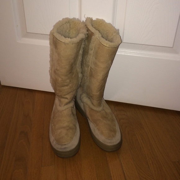 UGG BOOTS TALL