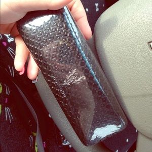 Younique. Brand new.