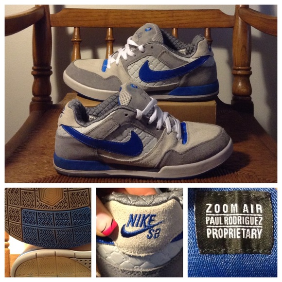 Nike Shoes - Nike Zoom Air RARE