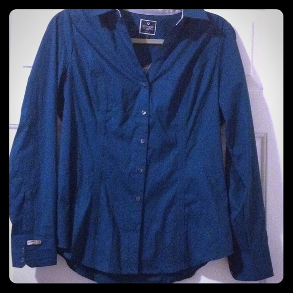 ️️NWT express top