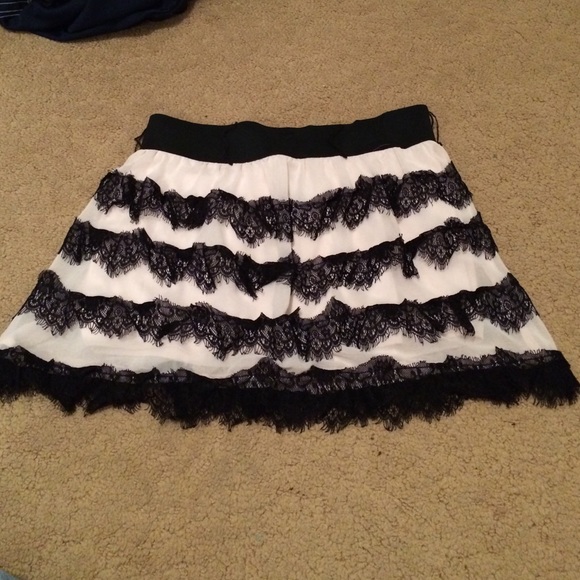 Rue 21 skirt