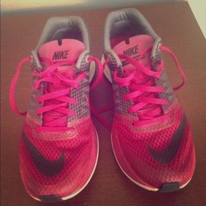 Pink nike shoes