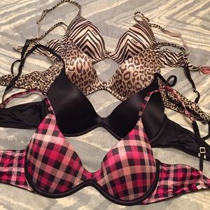 Victoria's Secret Scoopneck Bras 34B