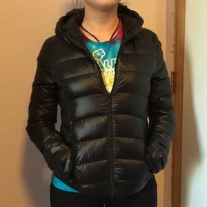 Hooded Ambiance down jacket