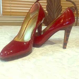 Jessica Simpson heels