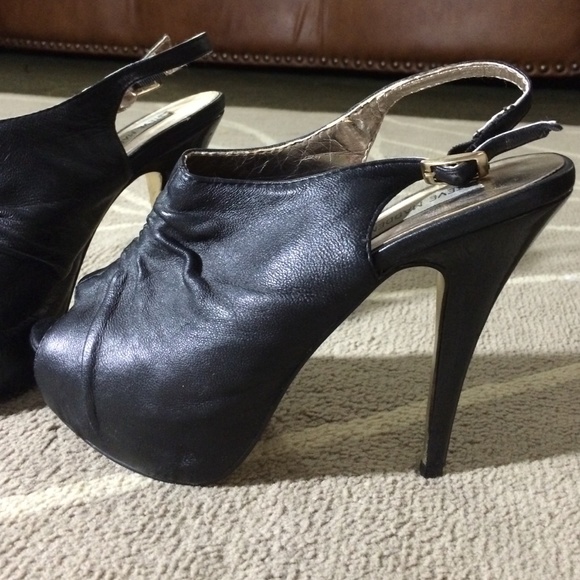 ❌SOLD❌Steve Madden Black Heels