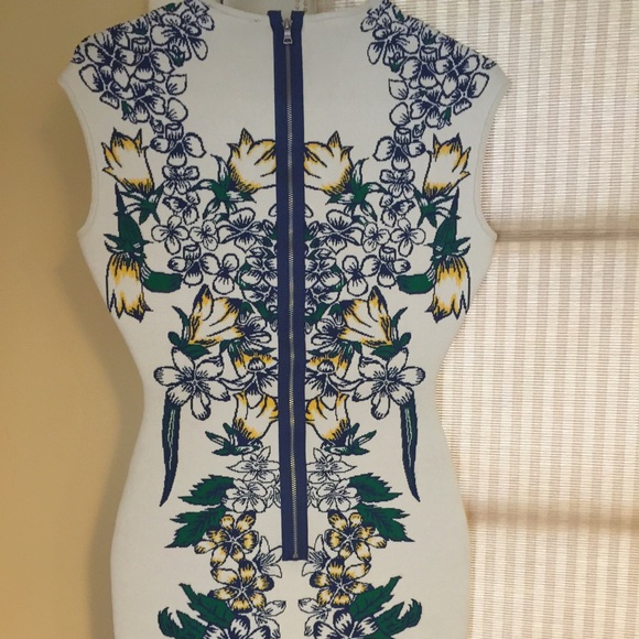 BCBG dress - Picture 3 of 4