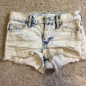 Girls Abercrombie kids shorts light wash
