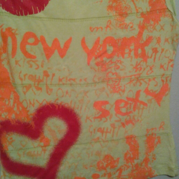 Bamboo green tank top - Picture 2 of 3