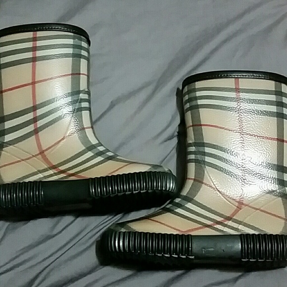 Kids authentic burberry rain boots