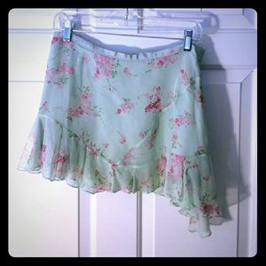 NWOT Abercrombie & Fitch Flirty 100% Silk Skirt 4