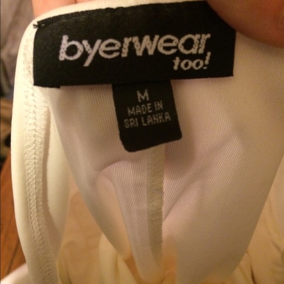 Cute white halter dress - Picture 2 of 2