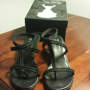 Donald Pliner sandal